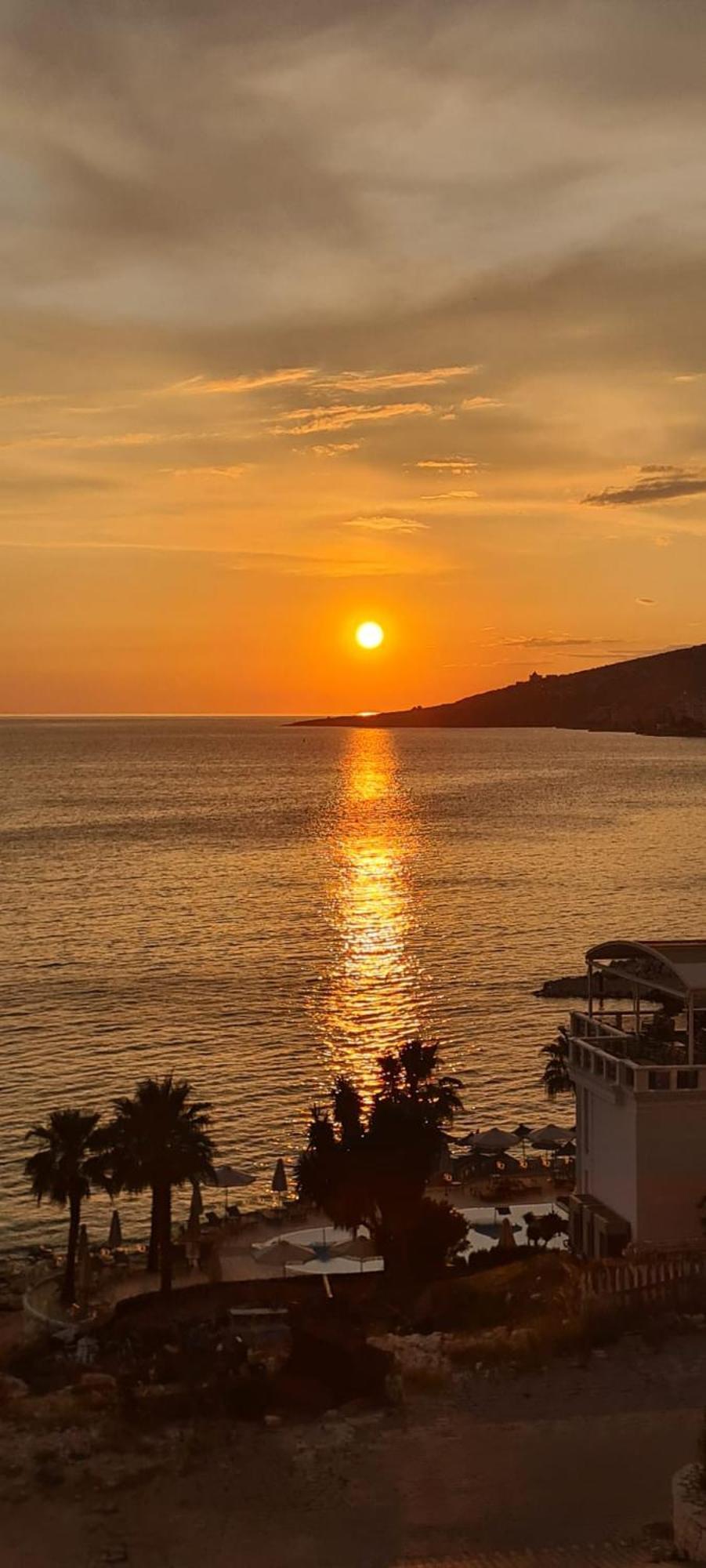 Orange Corner Apartment Sarandë Eksteriør bilde