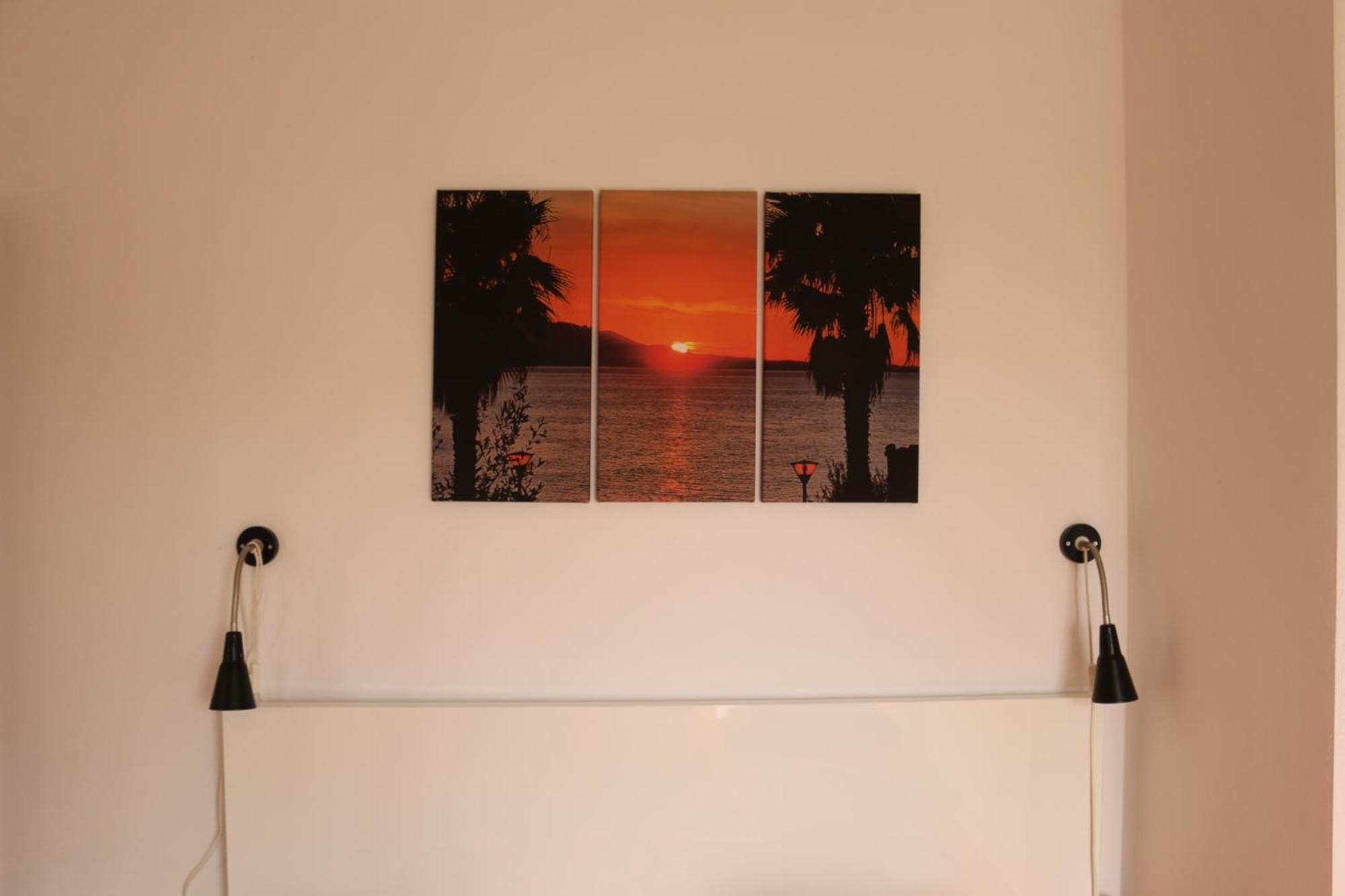 Orange Corner Apartment Sarandë Eksteriør bilde